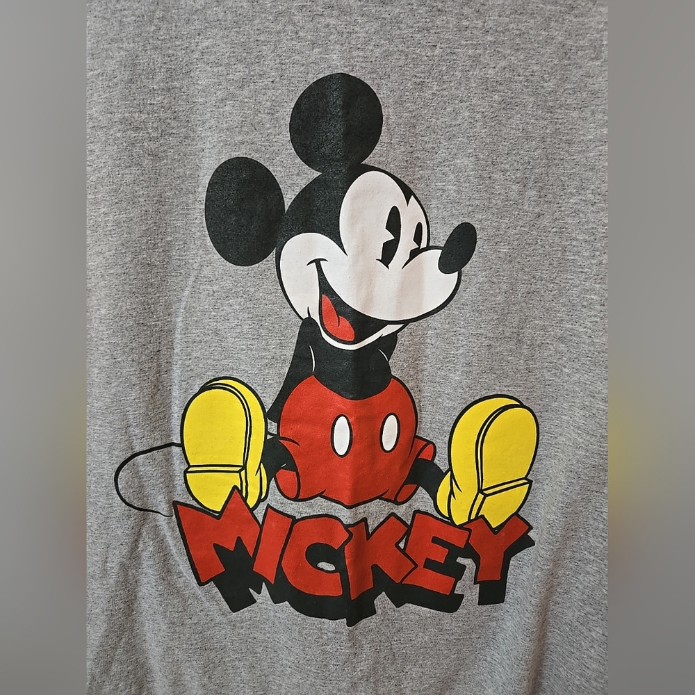 Gray Mickey Mouse Graphic T-Shirt - Size 2X